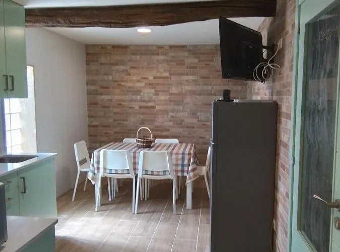 & Casa Maia Kır Evi